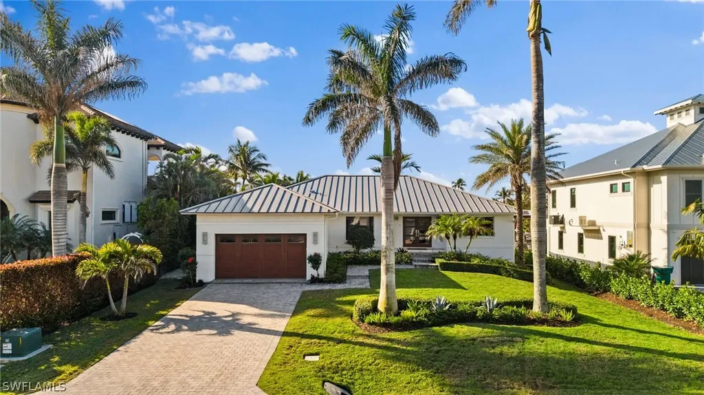 266 Egret Avenue Naples FL 34108