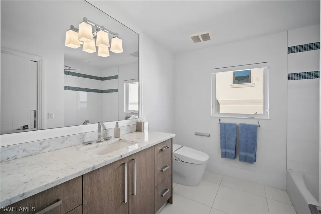 266 Egret Avenue Naples FL 34108