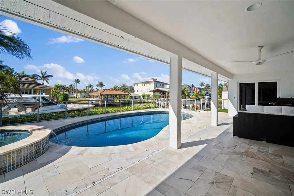 266 Egret Avenue Naples FL 34108
