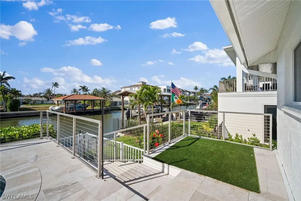 266 Egret Avenue Naples FL 34108