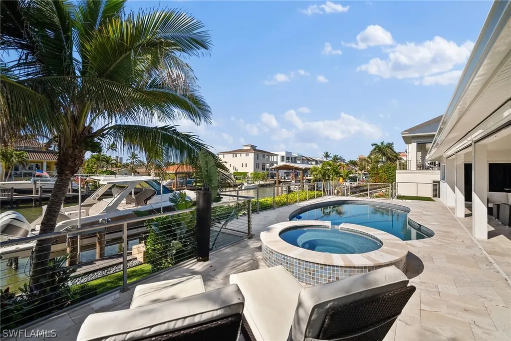 266 Egret Avenue Naples FL 34108