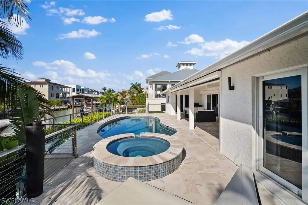 266 Egret Avenue Naples FL 34108