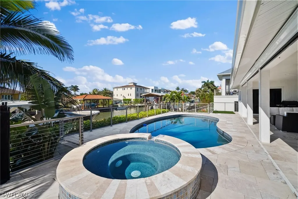 266 Egret Avenue Naples FL 34108