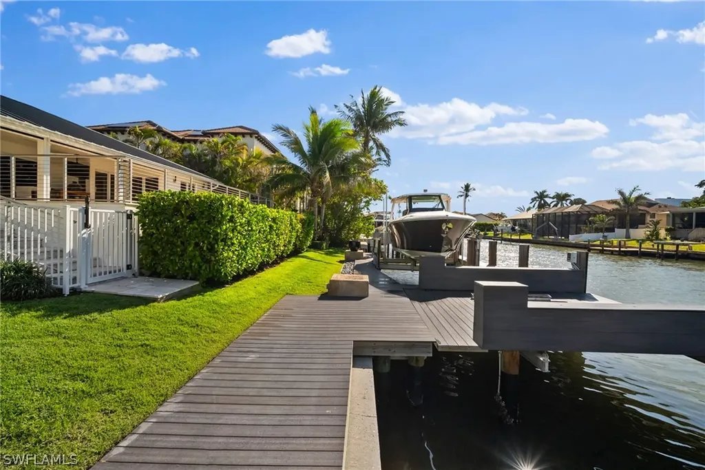 266 Egret Avenue Naples FL 34108