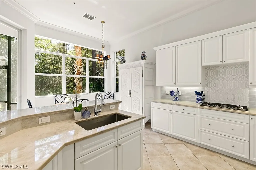 28540 Calabria Court Naples FL 34110