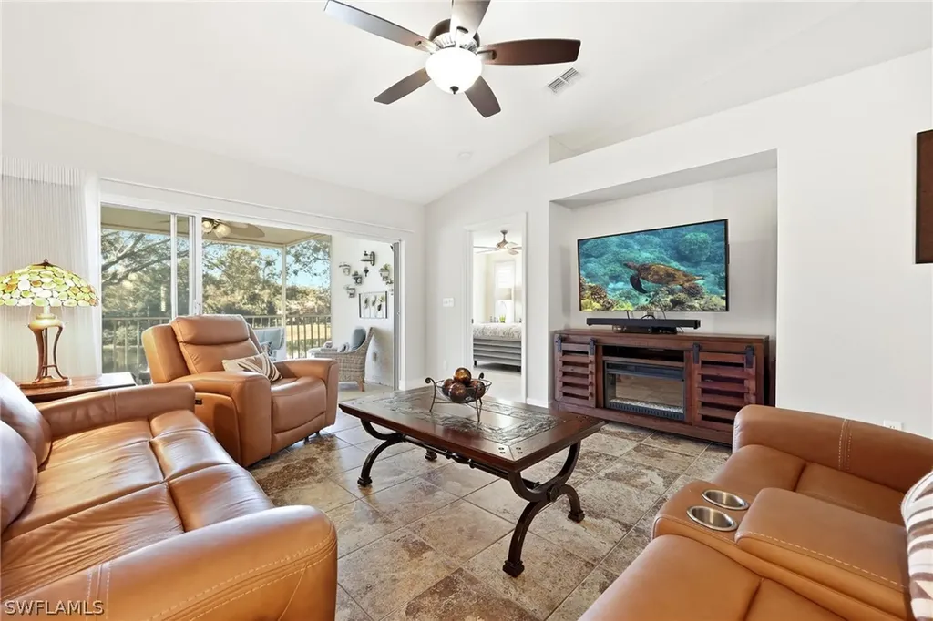 705 Luisa Lane Naples FL 34104