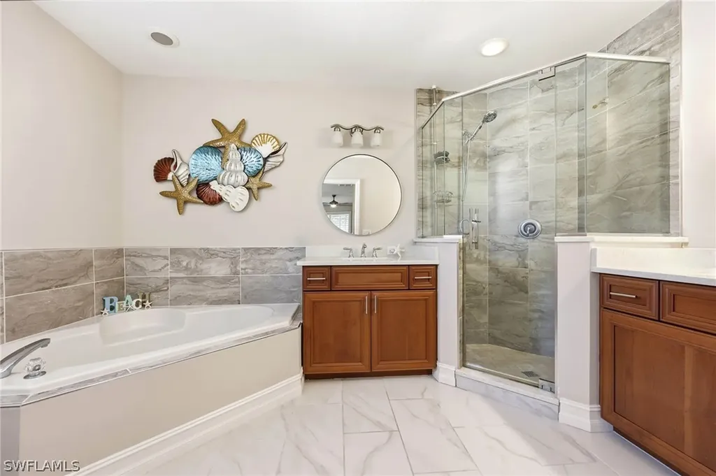 705 Luisa Lane Naples FL 34104