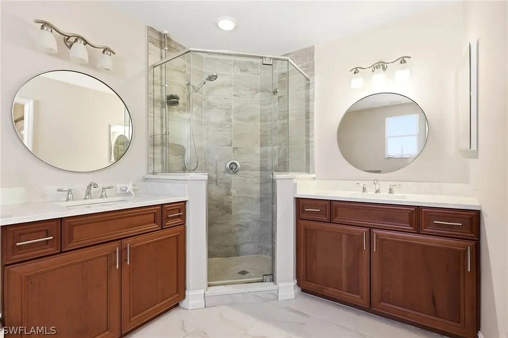 705 Luisa Lane Naples FL 34104
