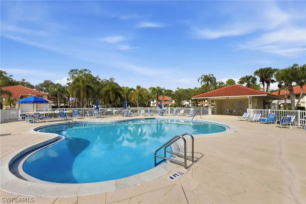 705 Luisa Lane Naples FL 34104
