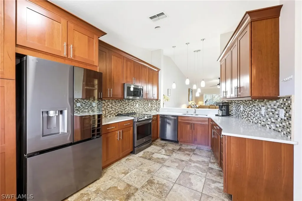 705 Luisa Lane Naples FL 34104