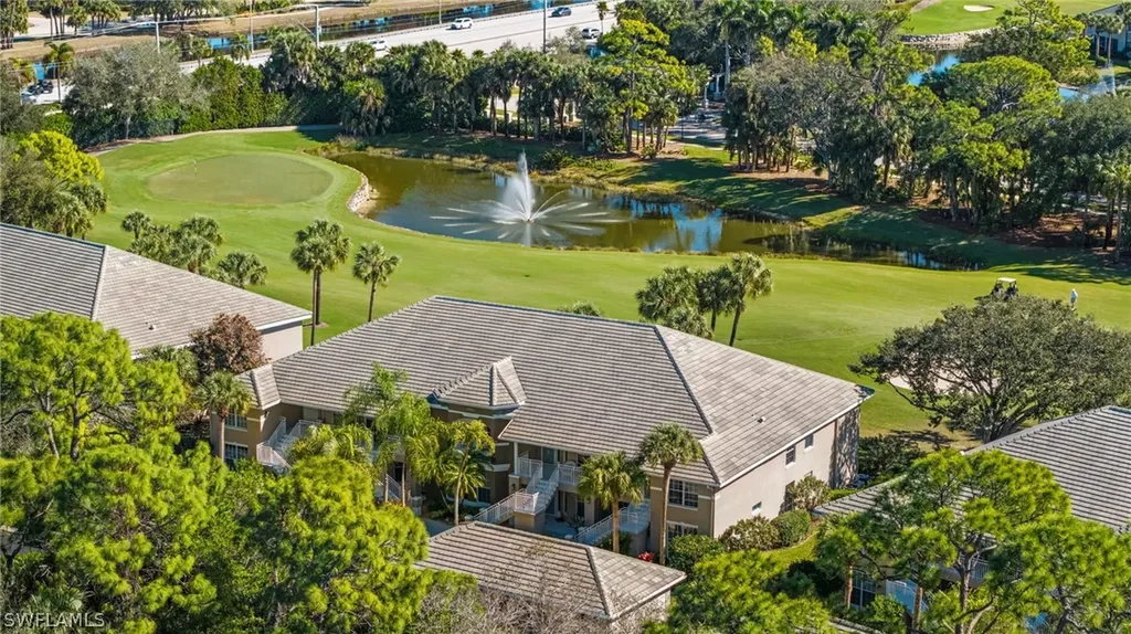1960 Willow Bend Circle Naples FL 34109