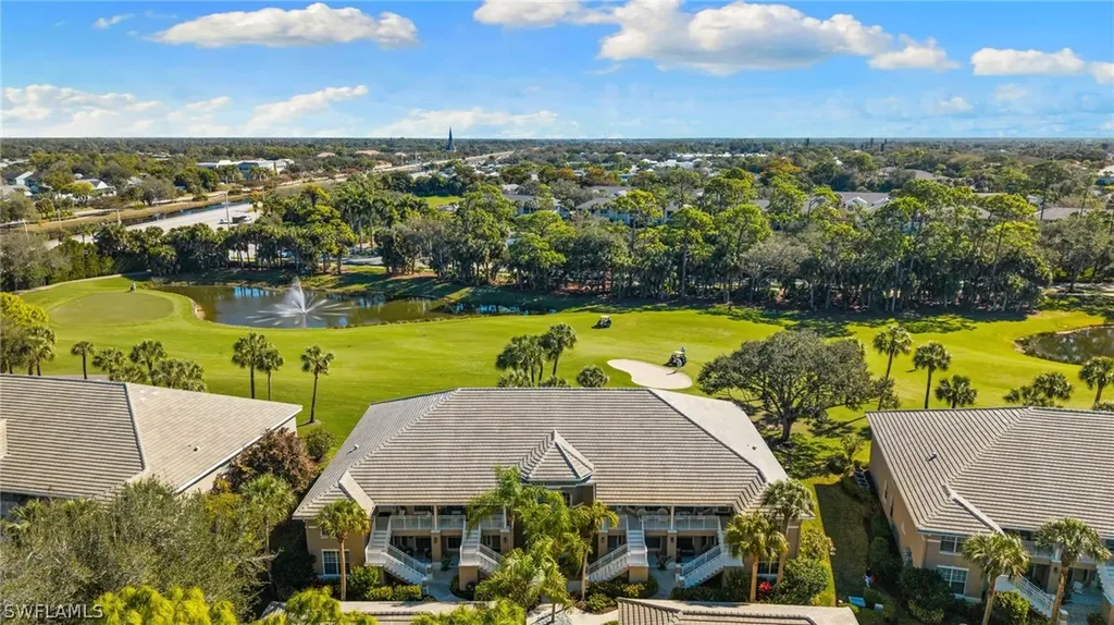 1960 Willow Bend Circle Naples FL 34109
