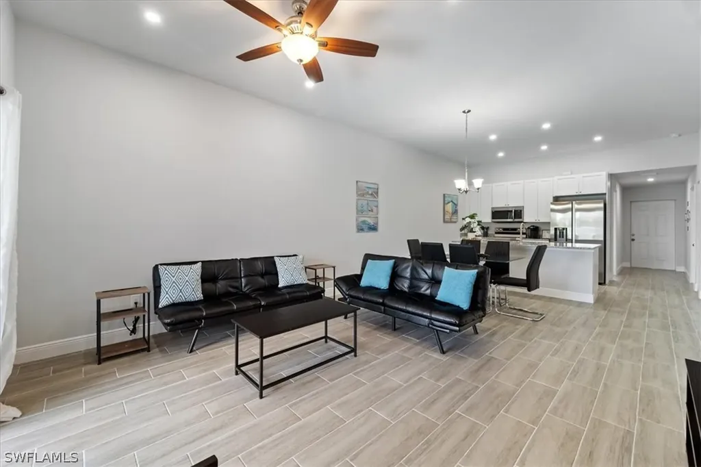 333-335 SW 47th Terrace Cape Coral FL 33914