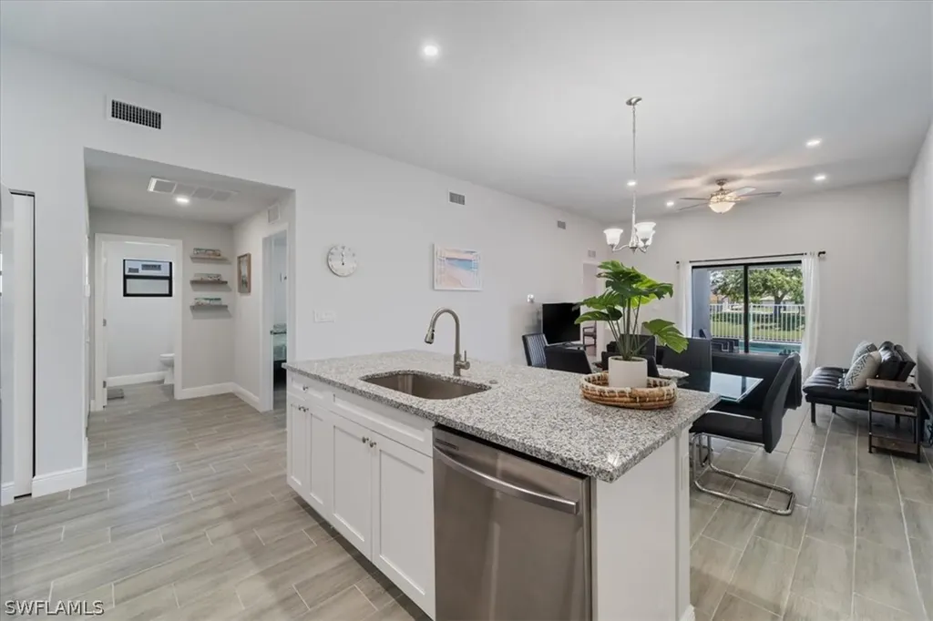 333-335 SW 47th Terrace Cape Coral FL 33914