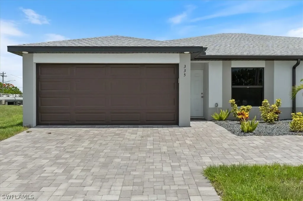 333-335 SW 47th Terrace Cape Coral FL 33914