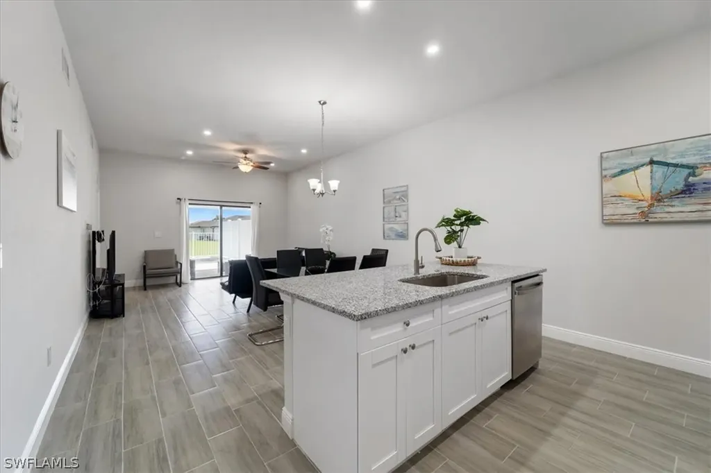 333-335 SW 47th Terrace Cape Coral FL 33914