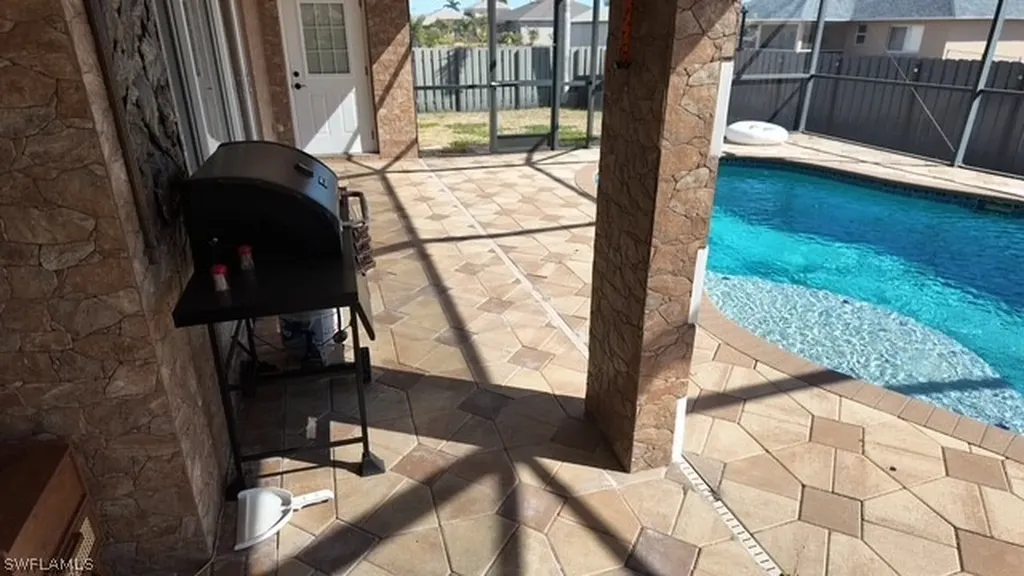 1324 NE 18th Street Cape Coral FL 33909