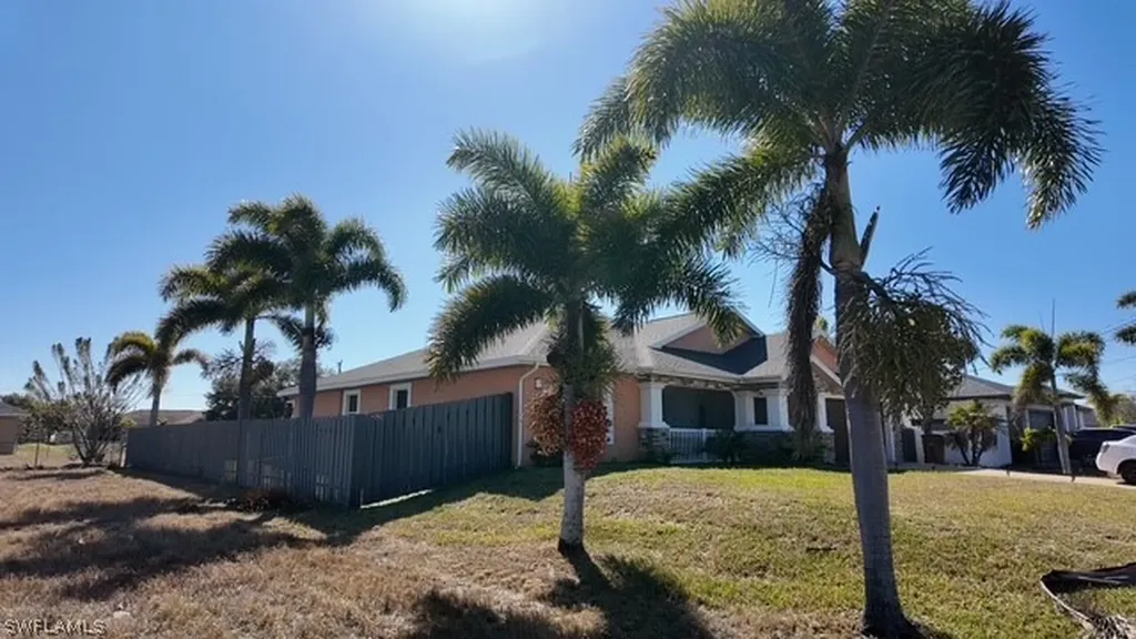 1324 NE 18th Street Cape Coral FL 33909