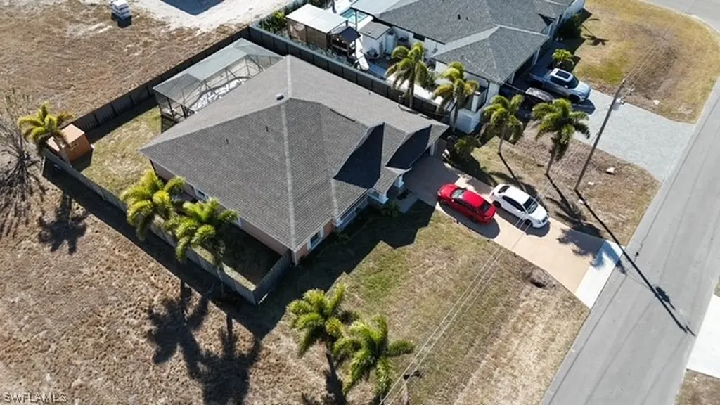 1324 NE 18th Street Cape Coral FL 33909