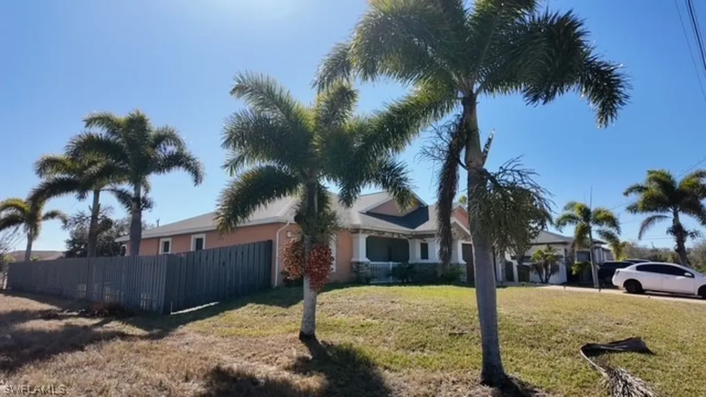 1324 NE 18th Street Cape Coral FL 33909