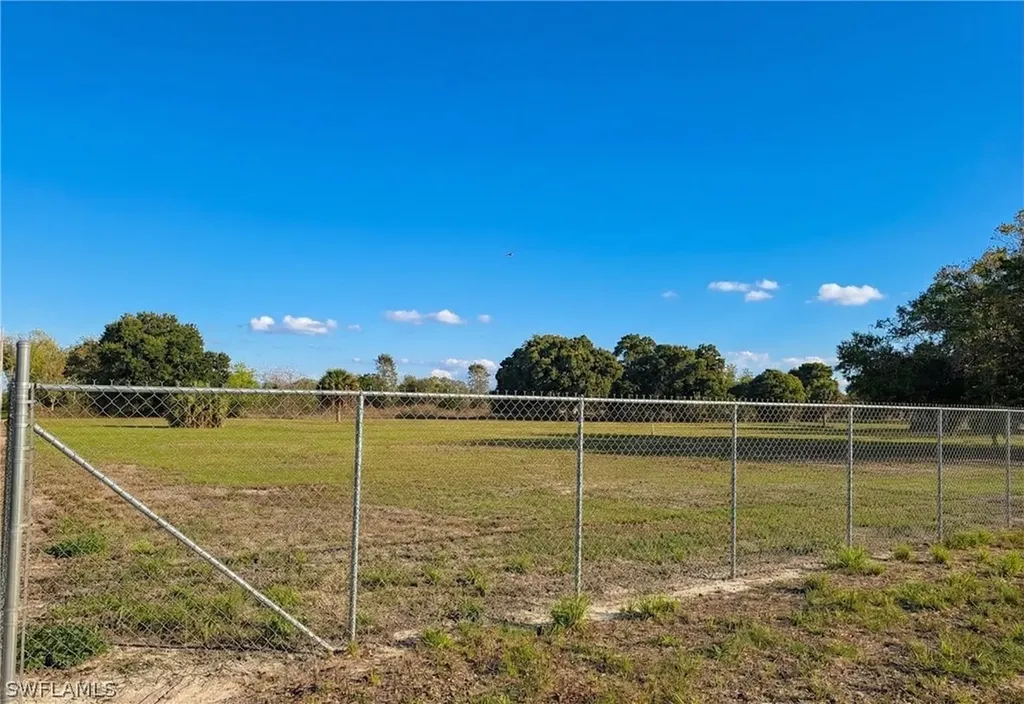 615 N Arboleda Street Clewiston FL 33440