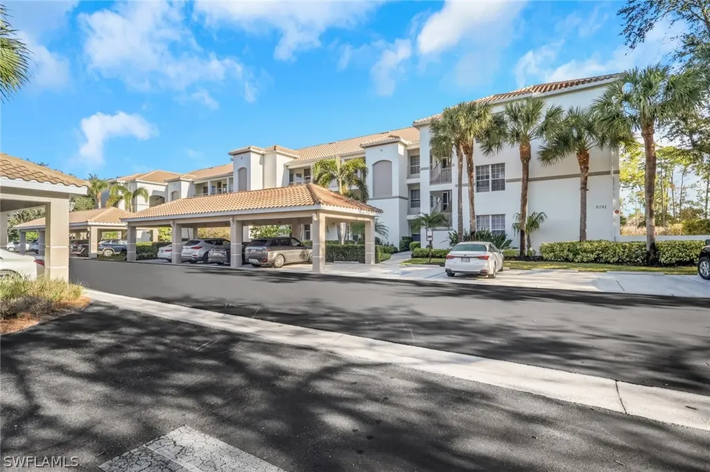 8241 Parkstone Place Naples FL 34120