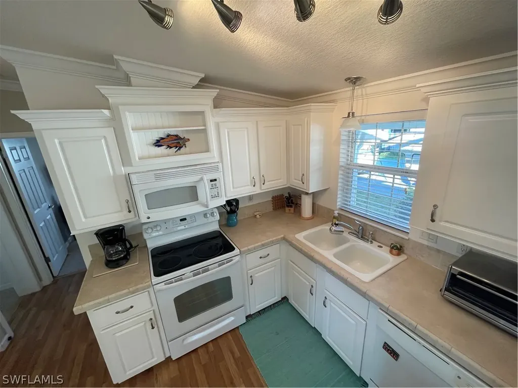 5935 Brightwood Drive Fort Myers FL 33905