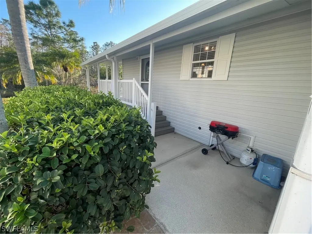 5935 Brightwood Drive Fort Myers FL 33905
