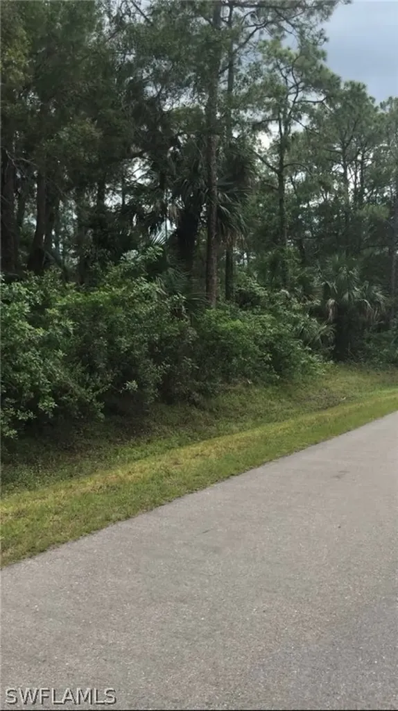 2780 66th Avenue NE Naples FL 34120