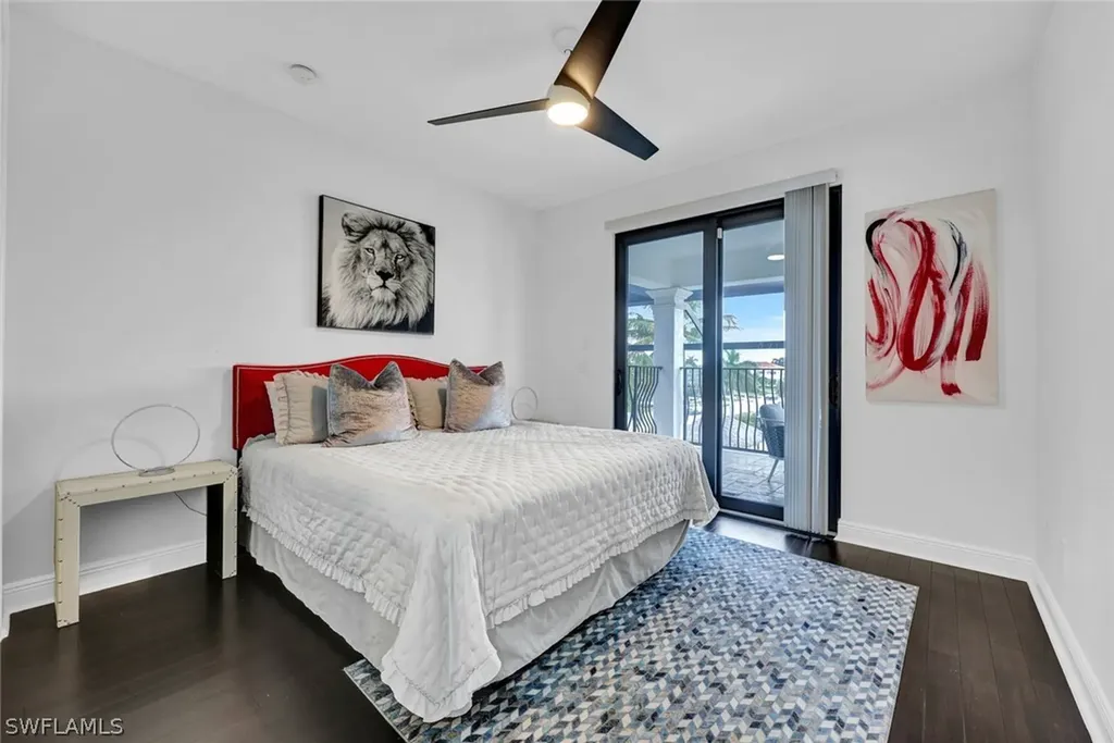 494 Seagull Avenue Naples FL 34108