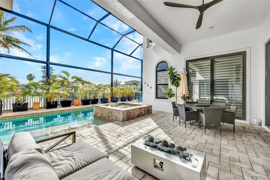 494 Seagull Avenue Naples FL 34108