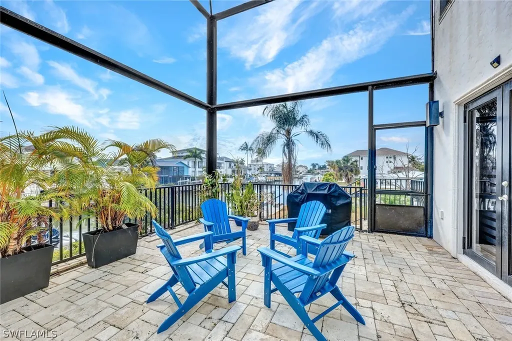 494 Seagull Avenue Naples FL 34108