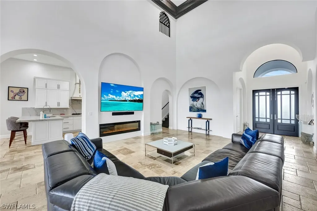 494 Seagull Avenue Naples FL 34108
