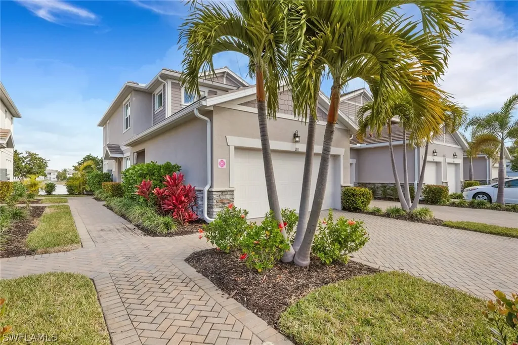 4687 Arboretum Circle Naples FL 34112