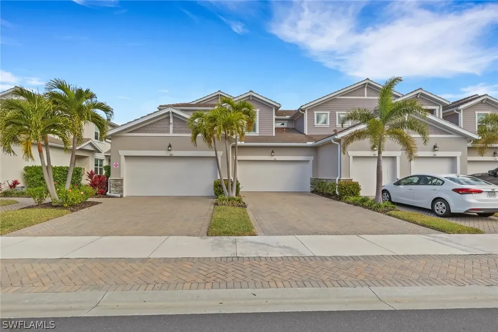 4687 Arboretum Circle Naples FL 34112