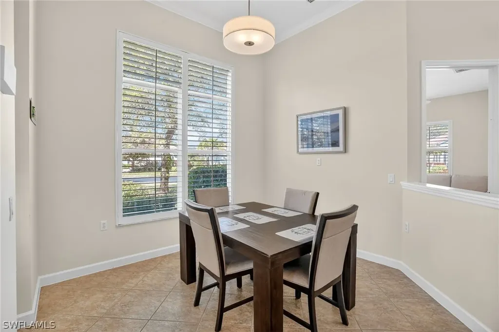 3350 Sandpiper Way Naples FL 34109