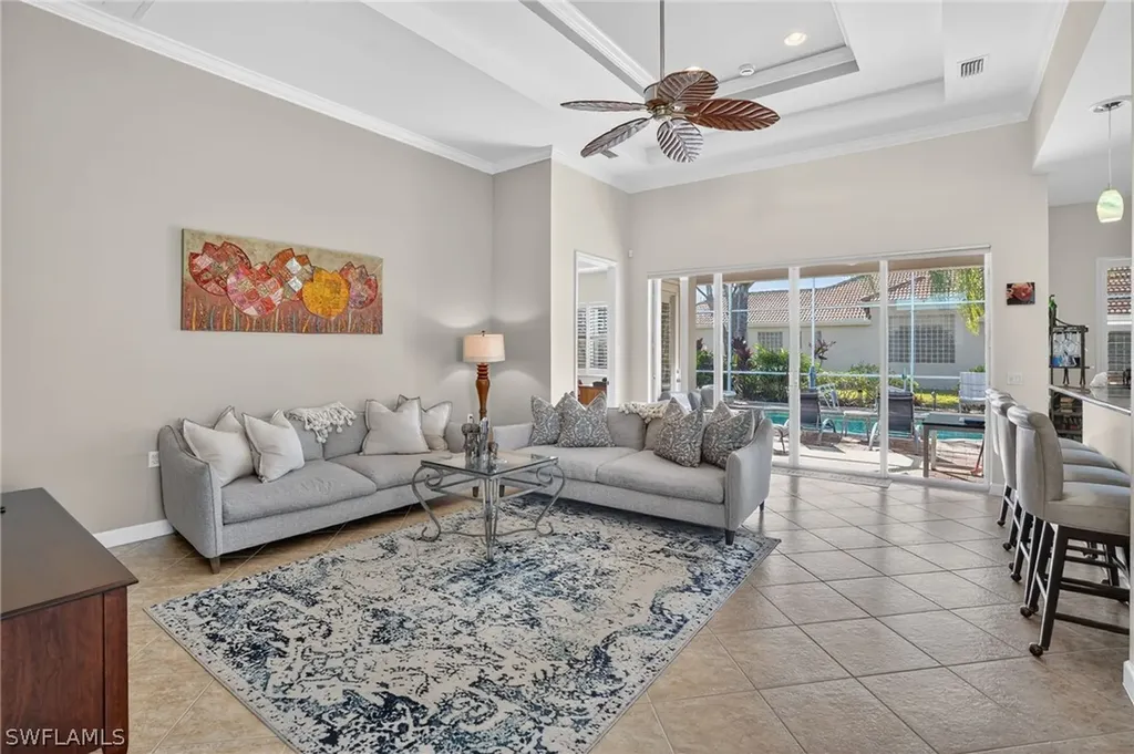 3350 Sandpiper Way Naples FL 34109