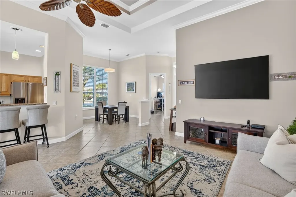 3350 Sandpiper Way Naples FL 34109