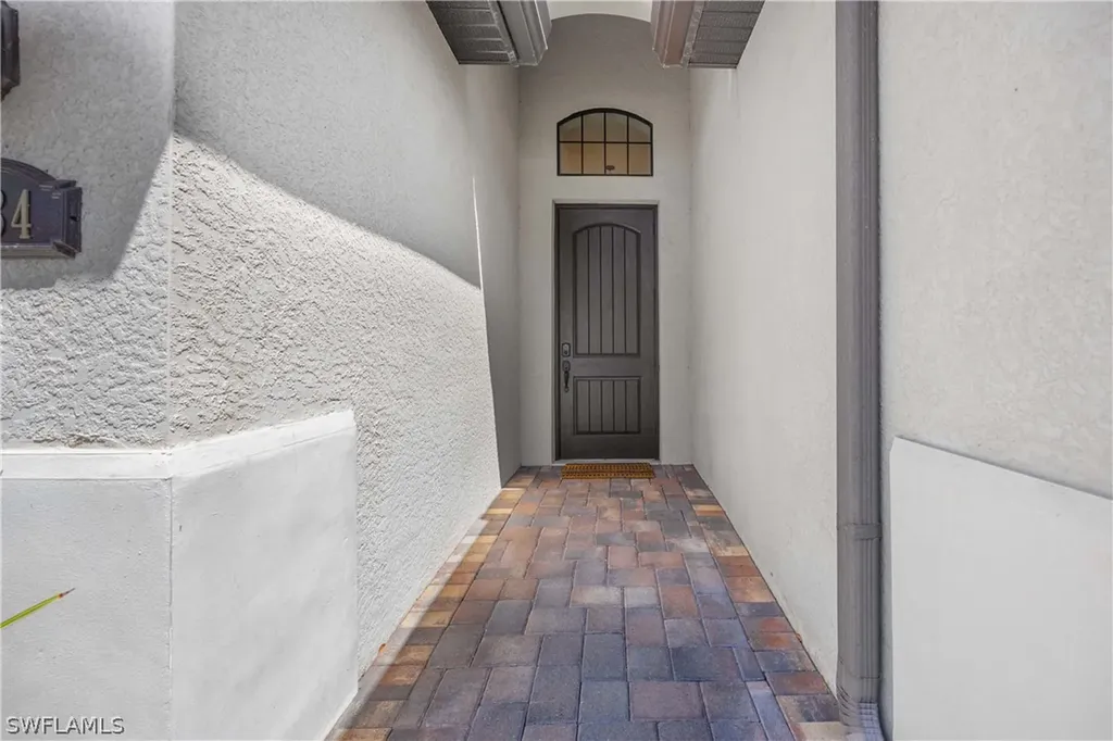 9234 Veneto Place Naples FL 34113