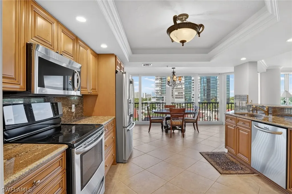4651 Gulf Shore Boulevard N Naples FL 34103