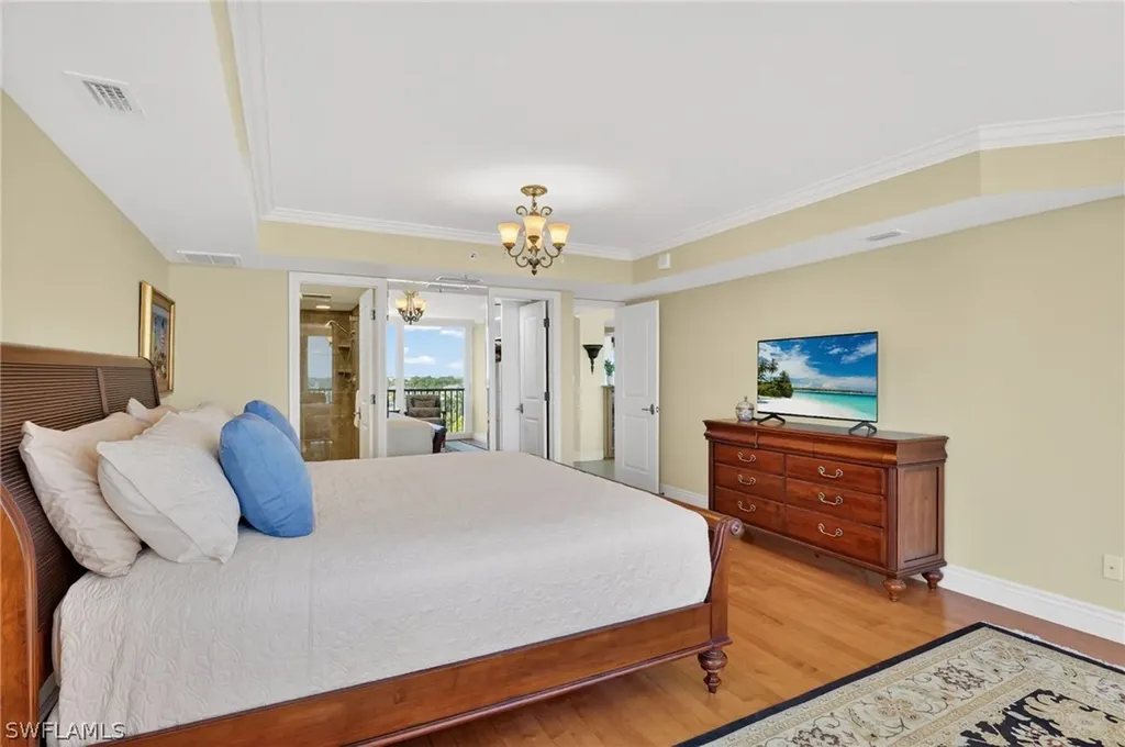 4651 Gulf Shore Boulevard N Naples FL 34103