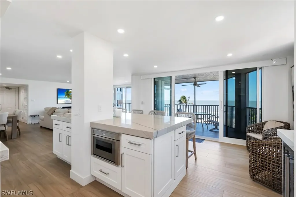 10701 Gulf Shore Drive Naples FL 34108