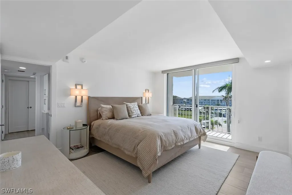 10701 Gulf Shore Drive Naples FL 34108
