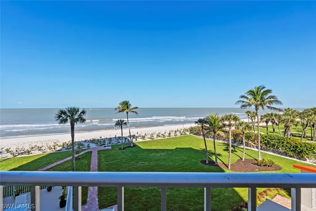 10701 Gulf Shore Drive Naples FL 34108