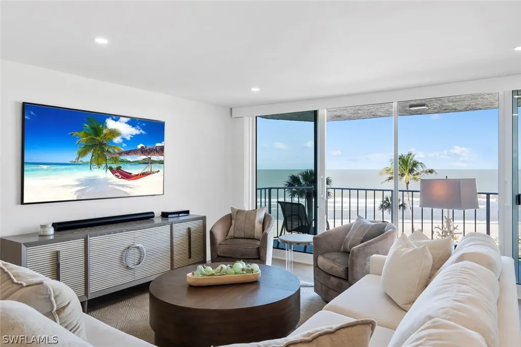 10701 Gulf Shore Drive Naples FL 34108