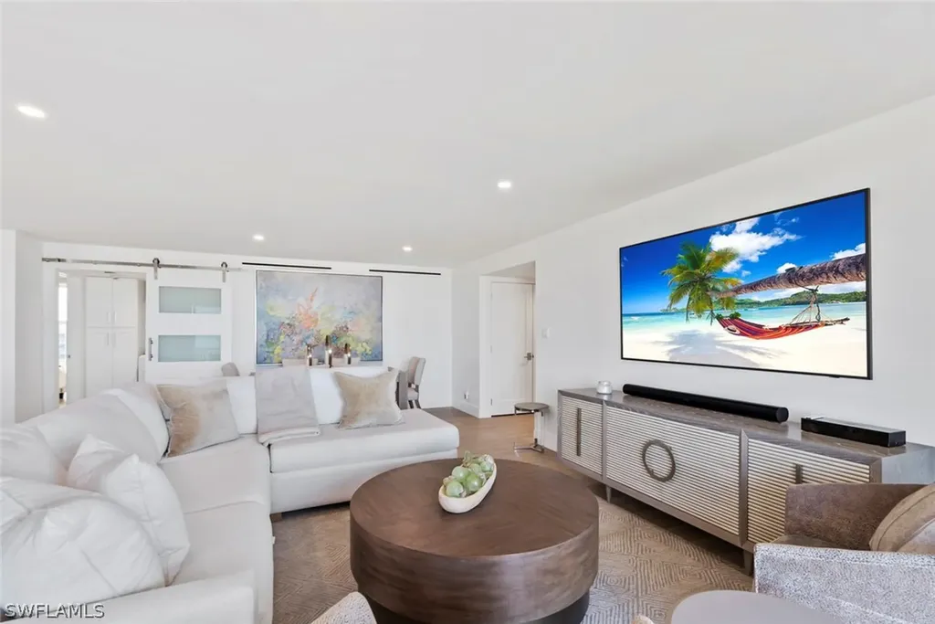 10701 Gulf Shore Drive Naples FL 34108