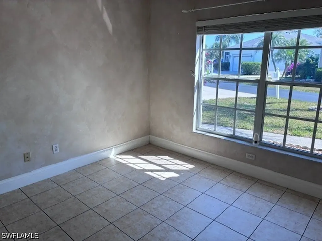 10741 Maui Circle Estero FL 33928