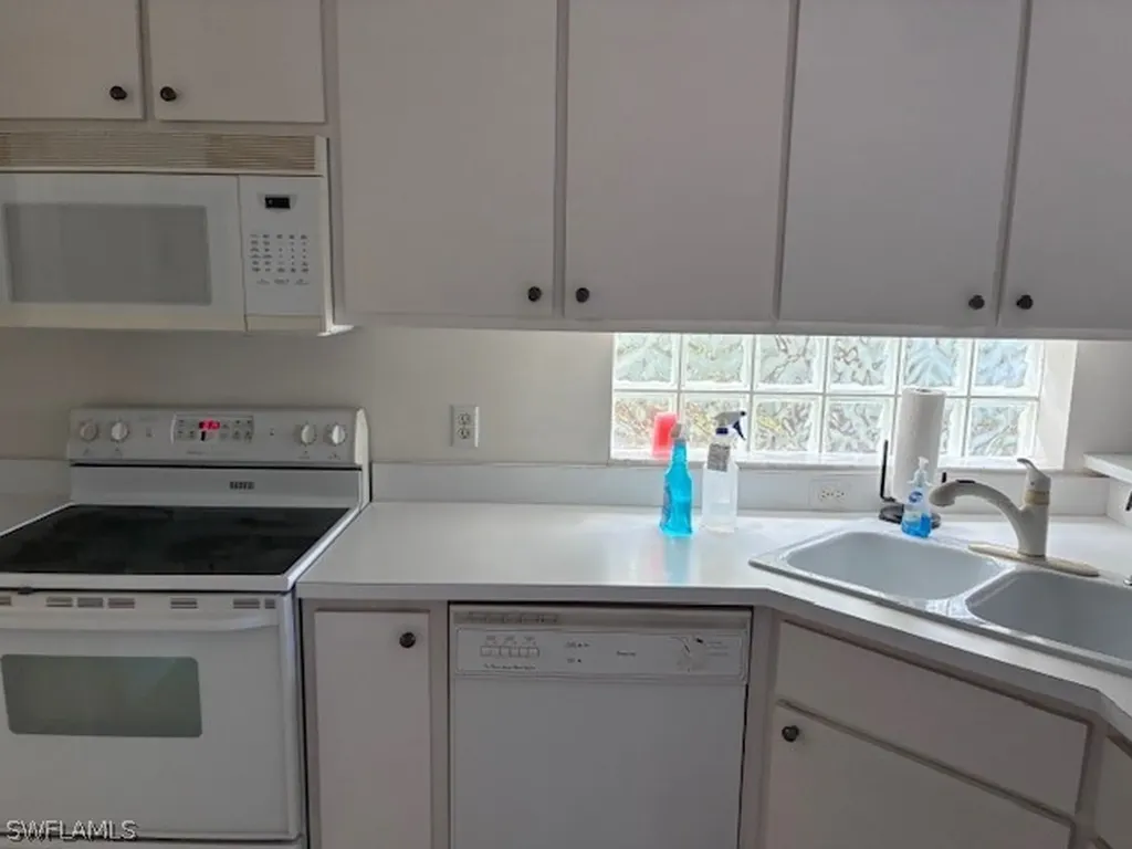 10741 Maui Circle Estero FL 33928