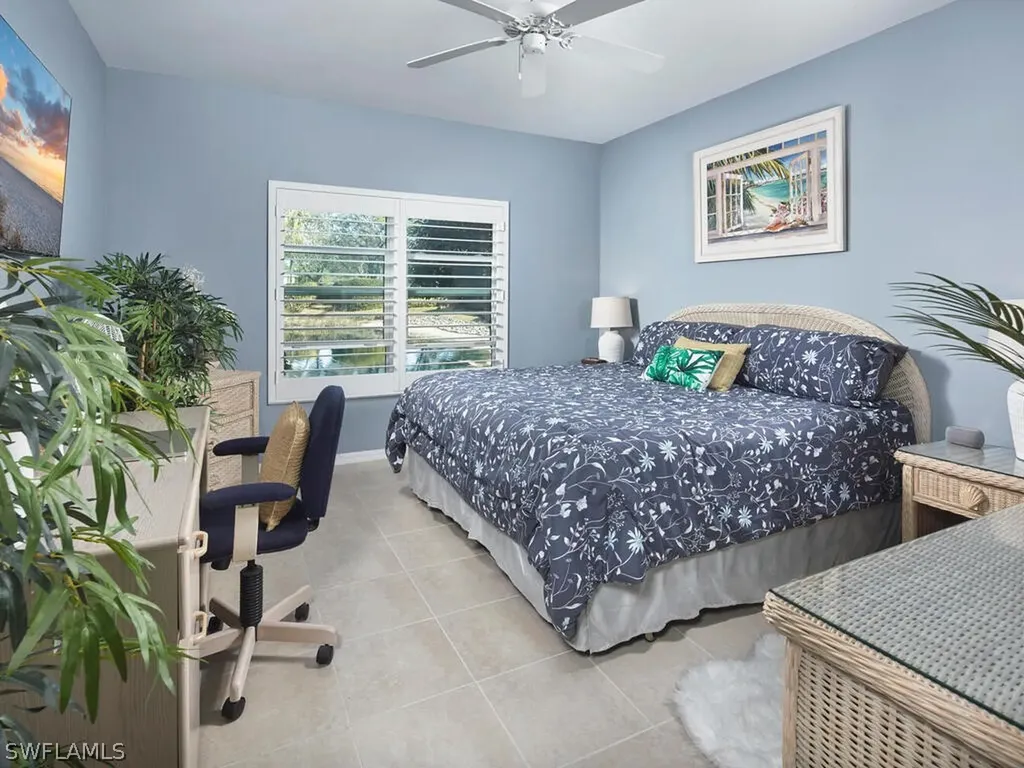 570 Windsor Square Naples FL 34104