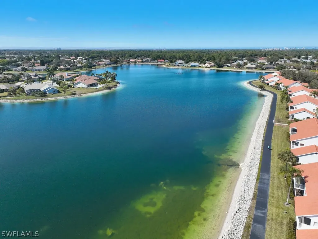 570 Windsor Square Naples FL 34104